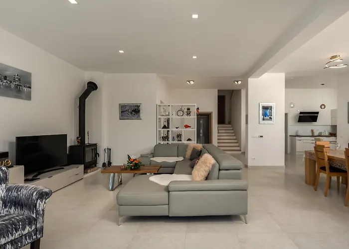 Villa Anna By Interhome