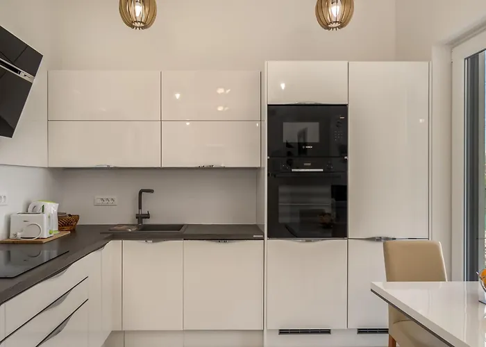 Villa Anna By Interhome Opatija